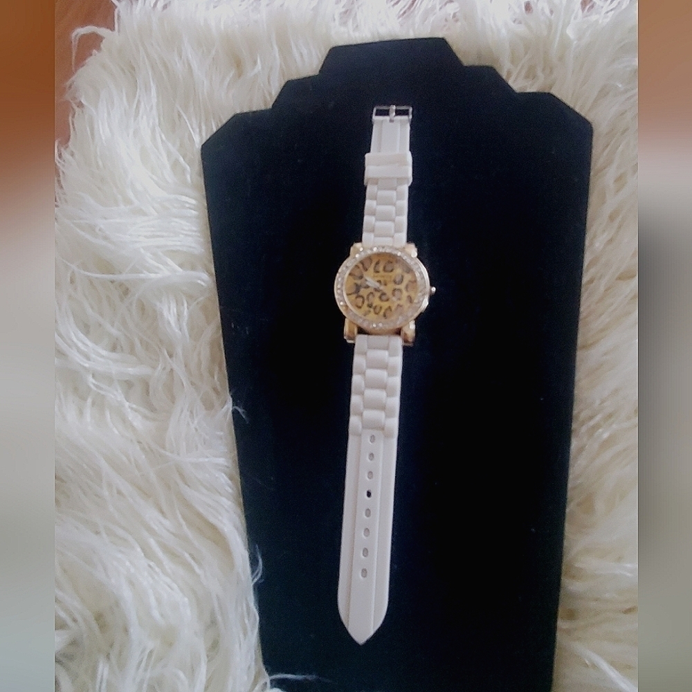Wrist watch 🌴 - Picture 5 of 5